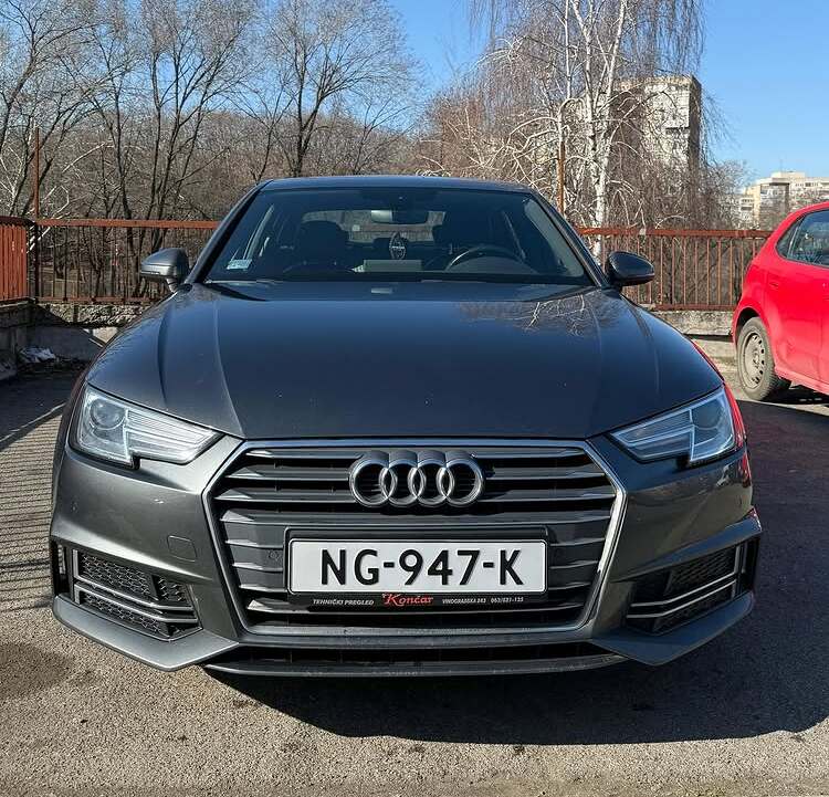 Audi A4 2.0TDI S-line